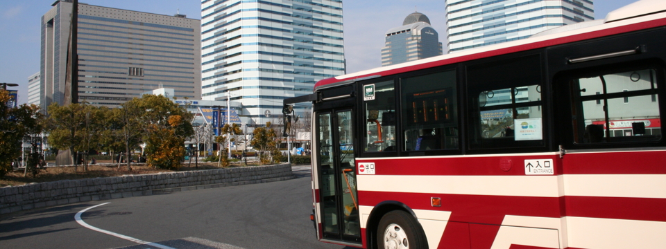 幕張ビル群（海浜幕張駅前）